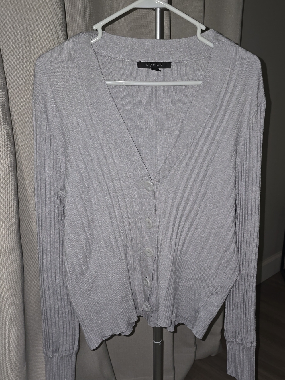 Cyrus Light Gray Ribbed V-Neck Button Cardigan